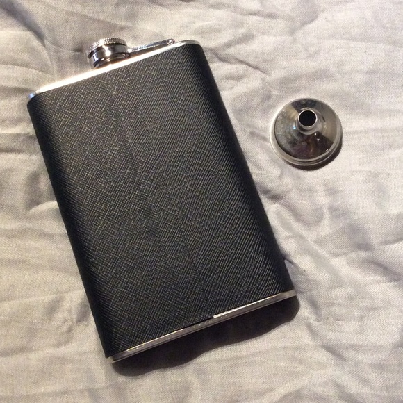 🌸 New 3pc: Steampunk Flask, Shot Glass & Funnel - Picture 3 of 8